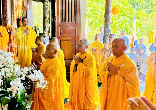 Môn đồ pháp quyến - Ảnh: Quảng Nguyện Môn đồ pháp quyến - Ảnh: Quảng Nguyện