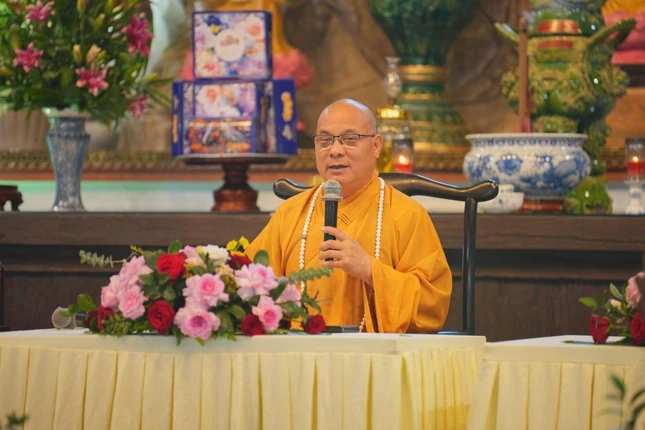 Hòa thượng Thích Thanh Vân ban đạo từ