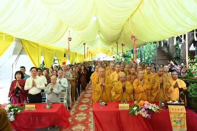 Niệm Phật cầu gia bị