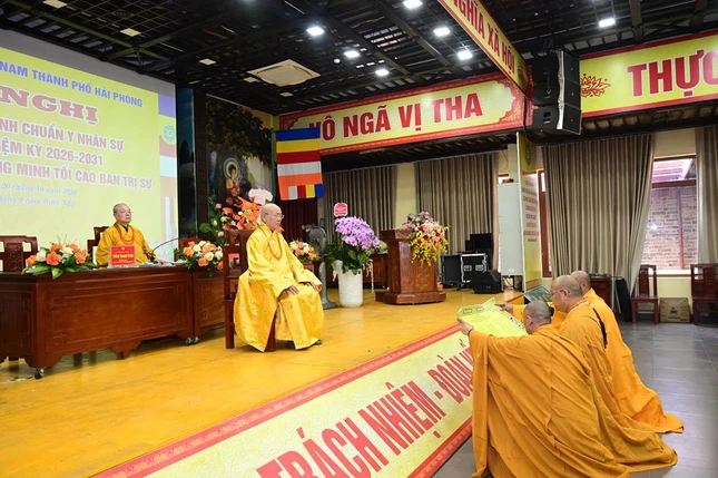 Cung thỉnh Hòa thượng Thích Quảng Tùng lên ngôi vị Chứng minh tối cao Ban Trị sự GHPGVN TP.Hải Phòng