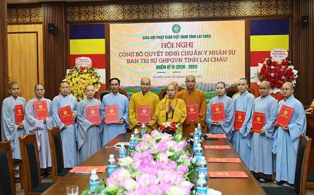 Trung ương GIáo hội trao quyết định chuẩn y nhân sự Ban Trị sự GHPGVN tỉnh Lai Châu, nhiệm kỳ 2026-2031