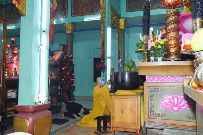 Tổ chức khóa lễ tâm linh nội bộ