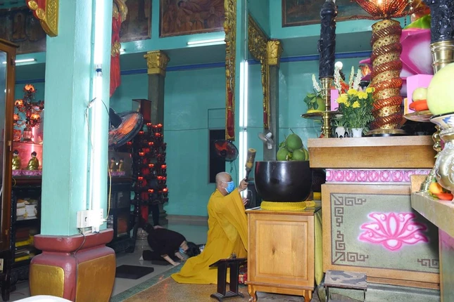 Tổ chức khóa lễ tâm linh nội bộ