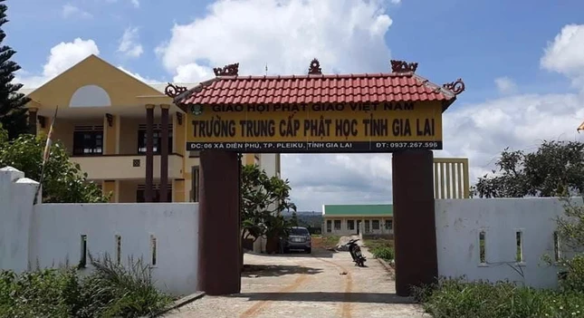 Cơ sở chính của Trường Trung cấp Phật học tỉnh tại xã Diên Phú, TP. Pleiku Cơ sở chính của Trường Trung cấp Phật học tỉnh tại xã Diên Phú, TP. Pleiku