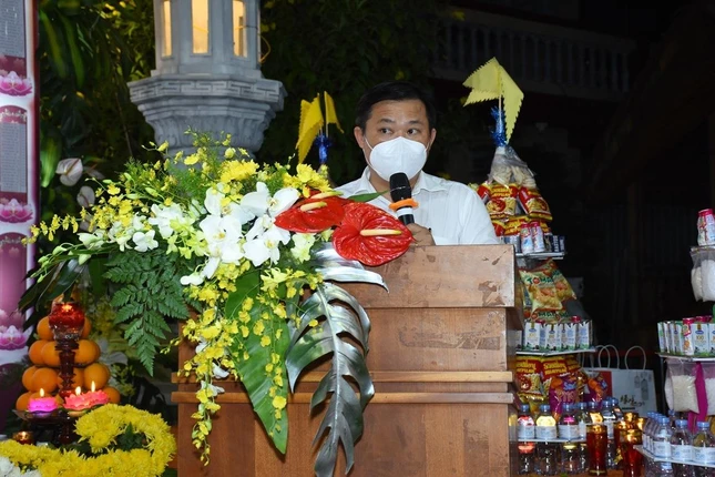 Ông Huỳnh Văn Phạm Hồng phát biểu tại buổi lễ