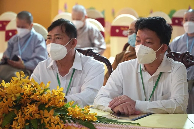 Đại diện lãnh đạo các cơ quan quận Bình Tân tham dự phiên trù bị