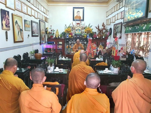 Khánh tuế Hòa thượng Thích Minh Trí, chứng minh Ban Trị sự Phật giáo quận, viện chủ chùa Báo Ân