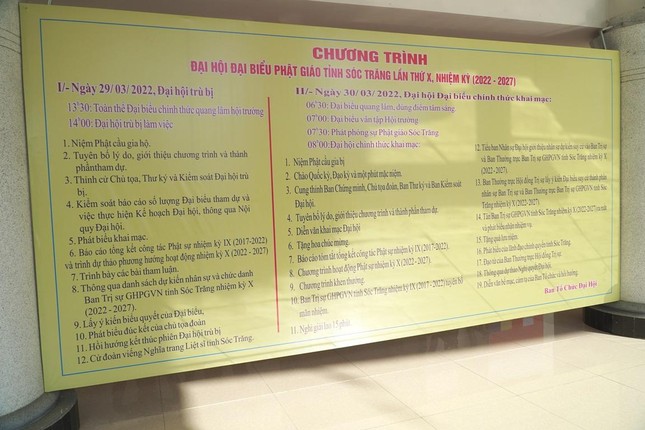 Chương trình phiên trù bị và chính thức của đại hội