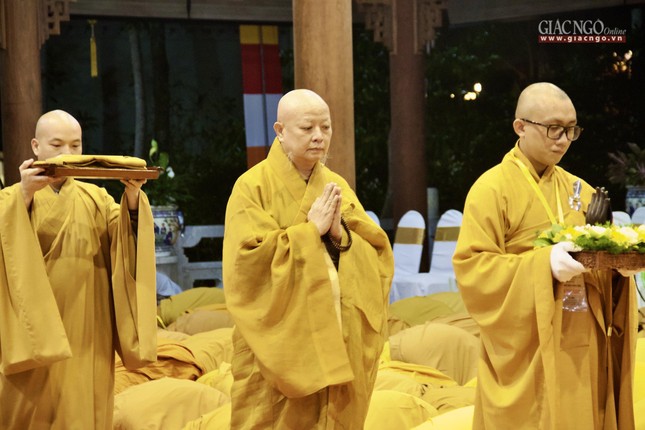 Cung thỉnh Hòa thượng Thích Lệ Trang quang lâm Cung thỉnh Hòa thượng Thích Lệ Trang quang lâm