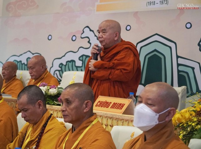 Hòa thượng Thích Thiện Tâm ban đạo từ