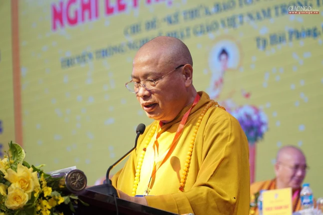 Hòa thượng Thích Thanh Giác phát biểu chào mừng