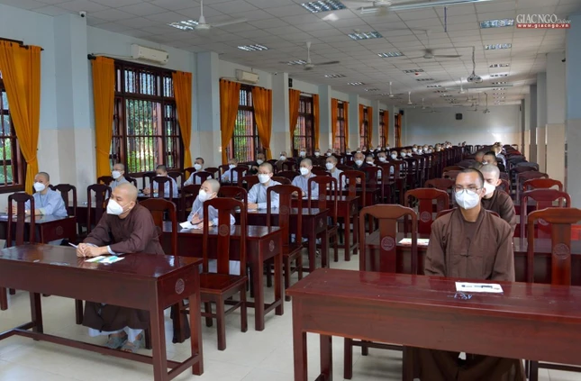 Các thí sinh được bố trí tại 8 phòng thi để đảm bảo tính nghiêm túc