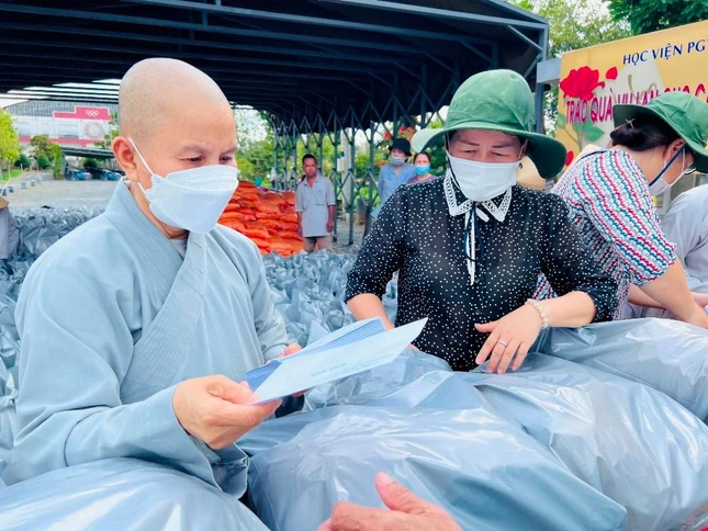 Đây là sự khích lệ để người dân ổn định cuộc sống Đây là sự khích lệ để người dân ổn định cuộc sống