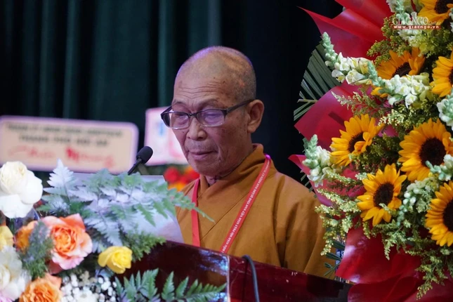 Hòa thượng Thích Thiện Thành phát biểu khai mạc
