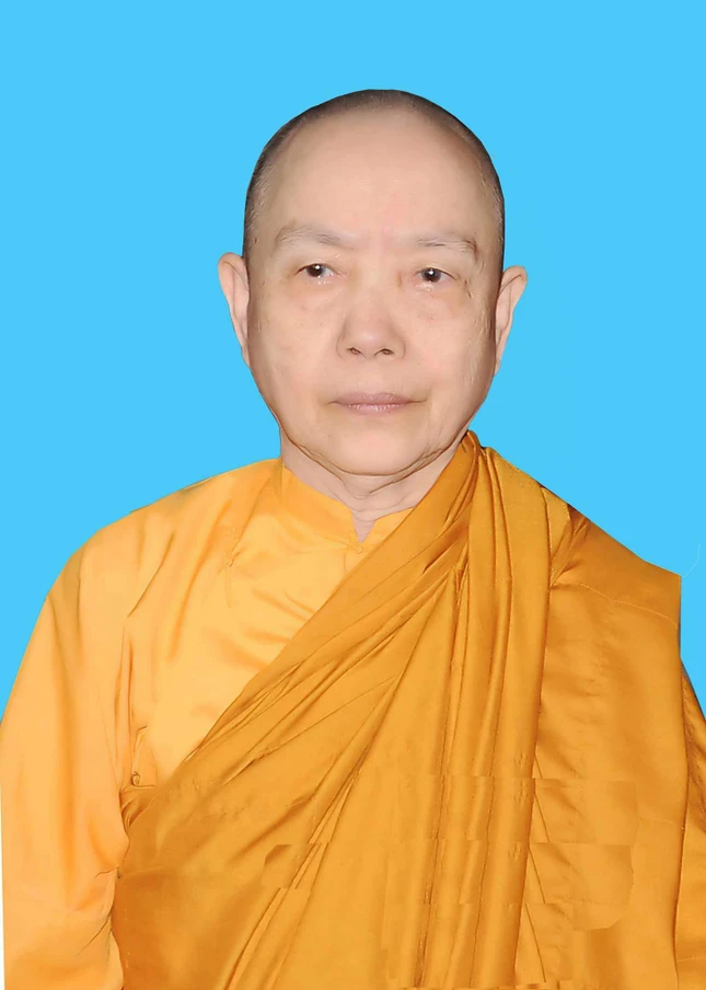 Chân dung Ni trưởng Thích nữ Mạo Liên