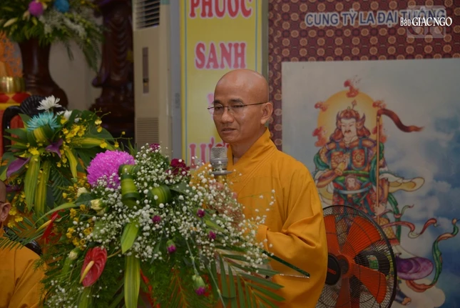Thượng tọa Thích Thiện Quý phát biểu chỉ đạo