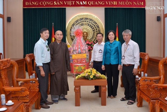 Chúc Tết tại UBND Q.3 Chúc Tết tại UBND Q.3