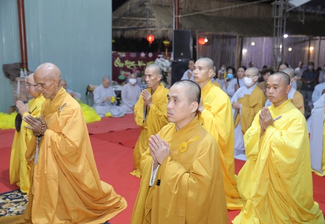 Pháp hữu, huynh đệ của Đại đức Thích Viên Hải