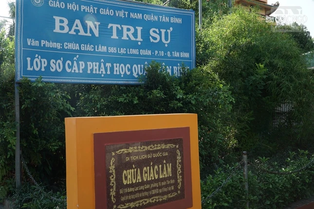 Tổ đình Giác Lâm là trụ sở của Ban Trị sự GHPGVN Q.Tân Bình và Lớp Sơ cấp Phật học quận