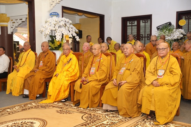 Chư tôn giáo phẩm Hội đồng Trị sự