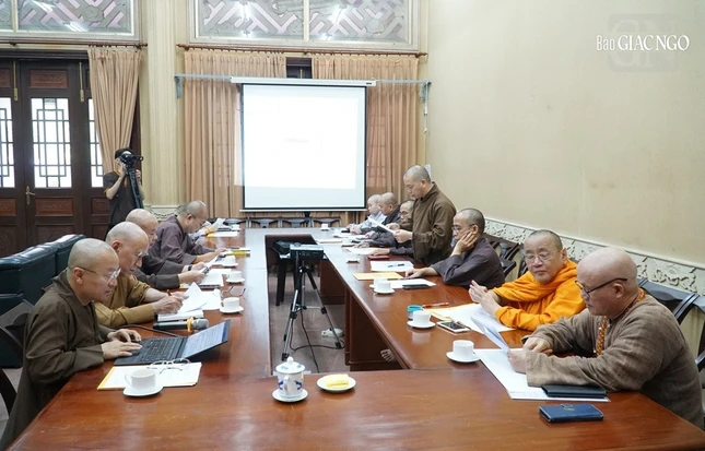 Chư tôn đức Hội đồng Điều hành Học viện Phật giáo VN tại TP.HCM tham dự phiên họp sáng nay, 25-5 Chư tôn đức Hội đồng Điều hành Học viện Phật giáo VN tại TP.HCM tham dự phiên họp sáng nay, 25-5