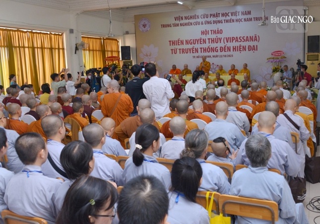 Hội thảo quy tụ gần 1.000 đại biểu tham dự