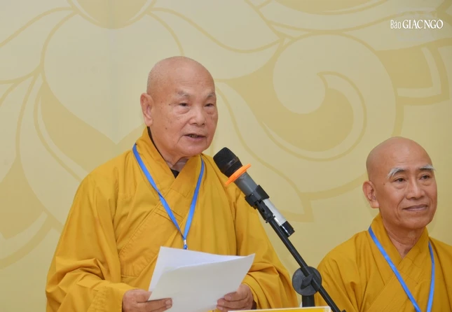 Trưởng lão Hòa thượng Thích Thiện Nhơn phát biểu chỉ đạo