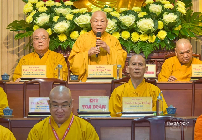 Trưởng lão Hòa thượng Thích Thiện Nhơn ban đạo từ