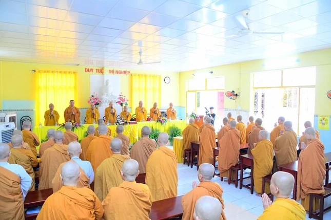 Trường hạ tịnh xá Ngọc Điểm có 50 hành giả Ni an cư