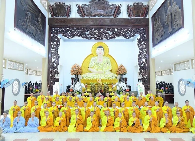 Lưu niệm tại hạ trường chùa Hoằng Pháp