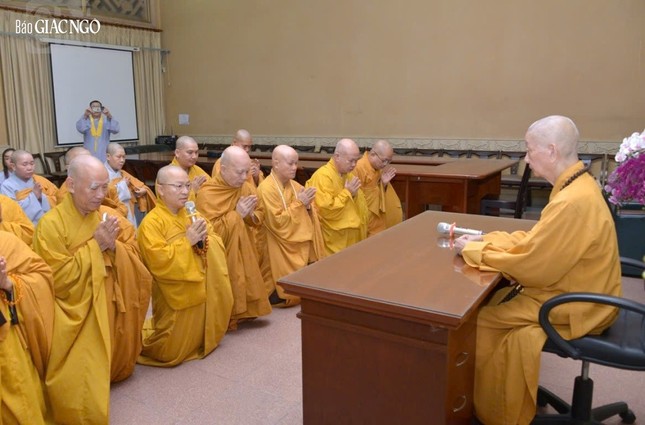 Thượng tọa Thích Nhật Từ, Phó Viện trưởng Thường trực Học viện tác bạch khánh tuế