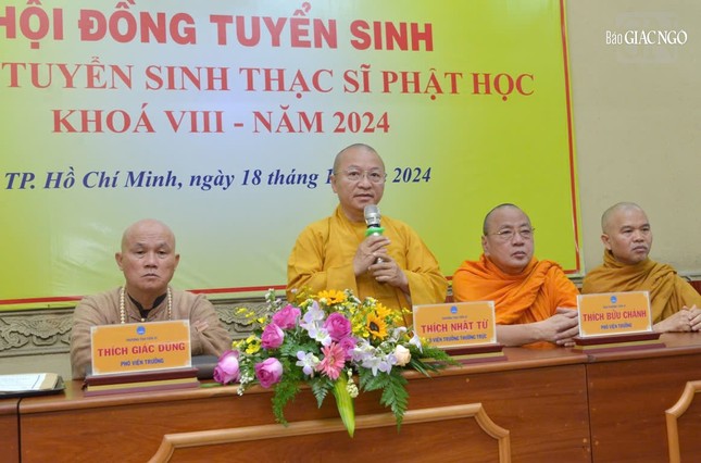 Thượng tọa Thích Nhật Từ phát biểu