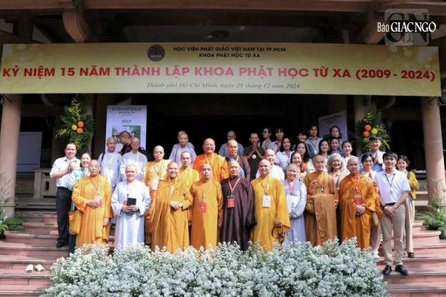 Lưu niệm sau buổi lễ