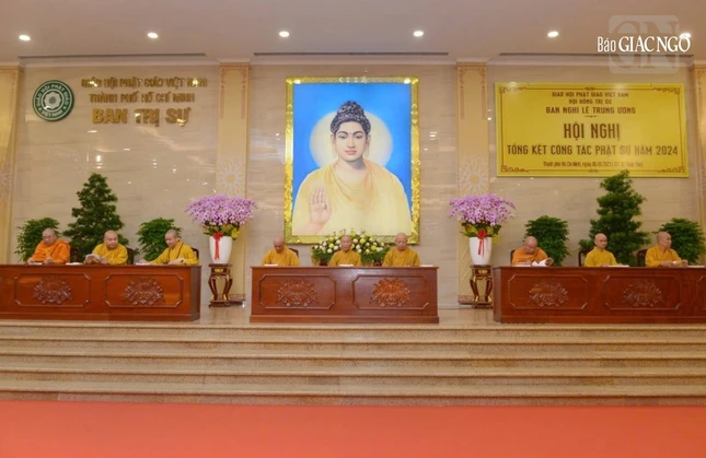 Chư tôn đức chứng minh hội nghị