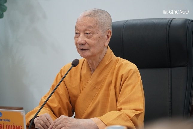 Đại lão Hòa thượng Viện trưởng gợi mở một số vấn đề để chư tôn đức nghiên cứu tại Khóa huân tu lần thứ 7