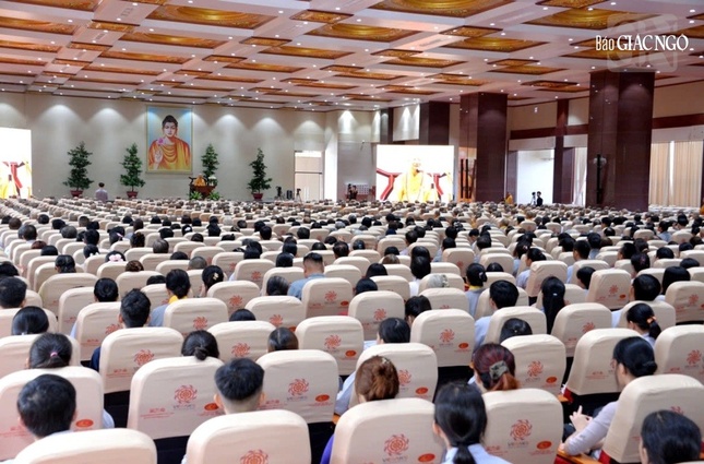 Đại giảng đường Minh Châu - nơi vừa tổ chức thành công Đại lễ Vesak năm 2025
