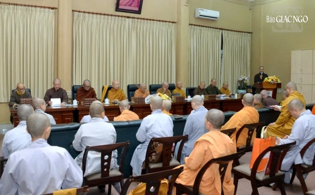 Phiên họp tại trụ sở của Viện Nghiên cứu Phật học VN, chiều ngày 27-6