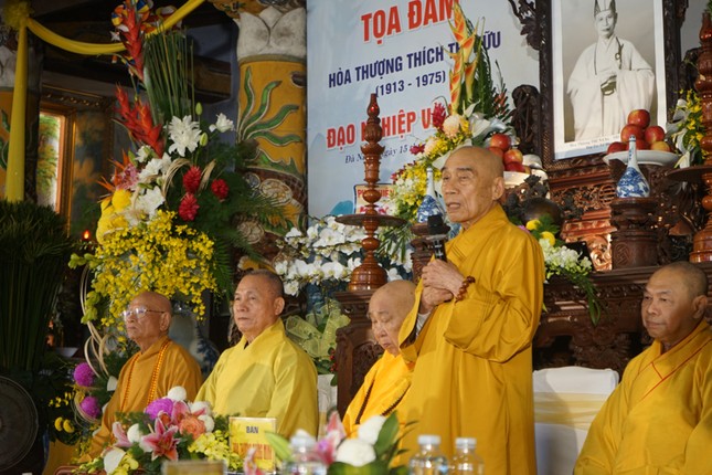 Trưởng lão Hòa thượng Thích Quang Nhuận phát biểu