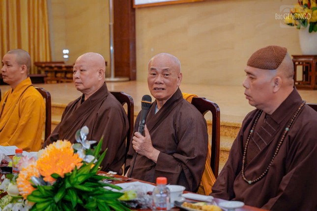 Hòa thượng Thích Giác Đạo chia sẻ về nghi lễ Phật giáo miền kinh đô Phú Xuân Hòa thượng Thích Giác Đạo chia sẻ về nghi lễ Phật giáo miền kinh đô Phú Xuân