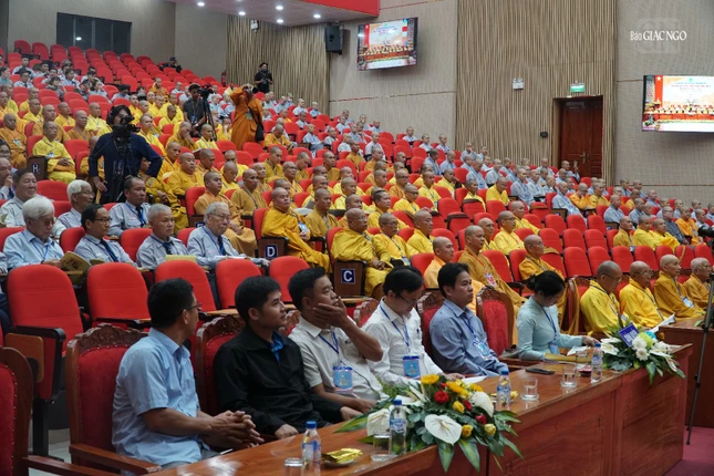 Lãnh đạo chính quyền tham dự