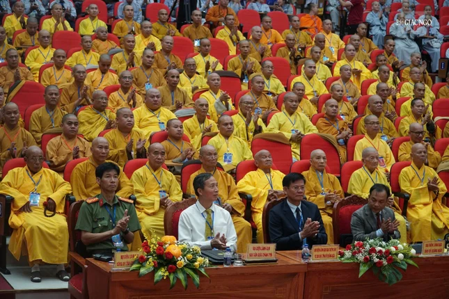 Chư tôn đức, đại biểu tham dự