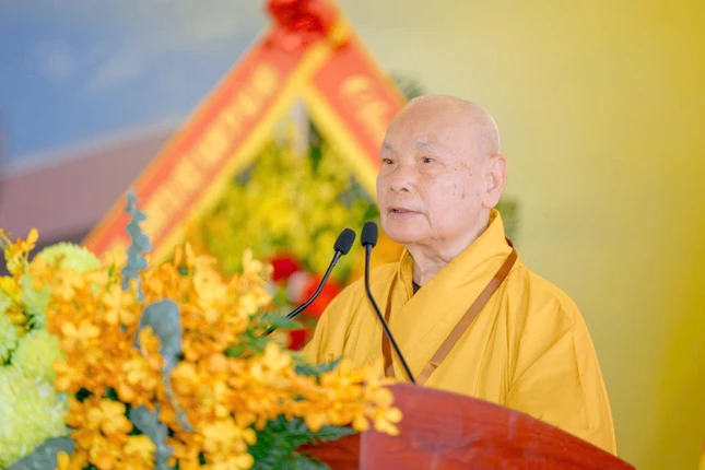 Trưởng lão Hòa thượng Thích Thiện Nhơn ban đạo từ Trưởng lão Hòa thượng Thích Thiện Nhơn ban đạo từ