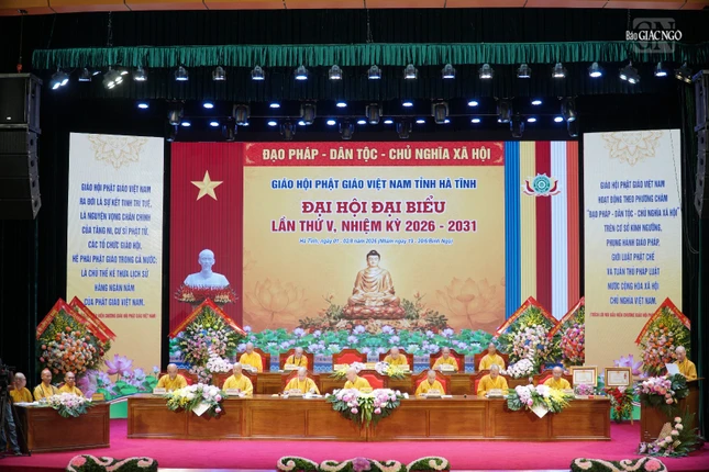 Ban Chứng minh, Đoàn Chủ tịch, Ban Thư ký, Kiểm soát tại phiên làm việc chính thức