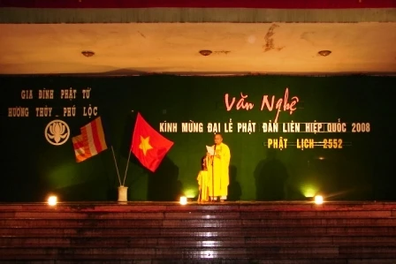Công diễn văn nghệ quần chúng nhân mùa Phật đản ảnh 2