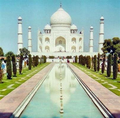 Đền Taj Mahal - Ảnh: aboyfromindia Đền Taj Mahal - Ảnh: aboyfromindia