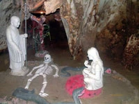 Đi vào động Âm phủ ảnh 2