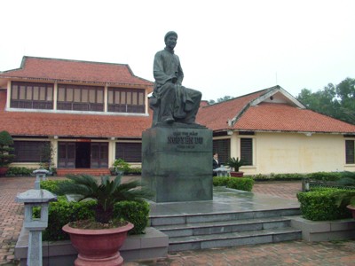 Bao tang Nguyen Du- Ha Tinh.jpg