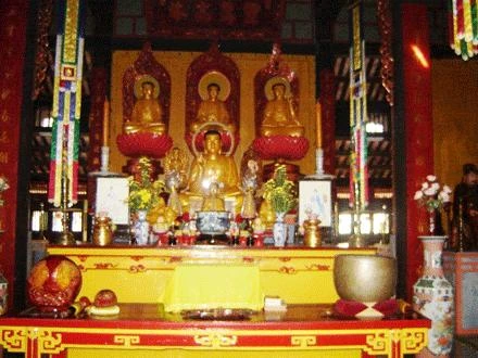 Chánh điện