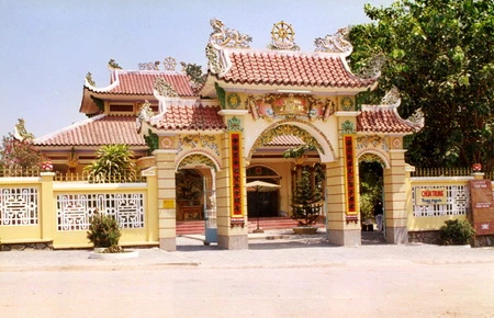 Chùa Linh Sơn Tiên Thạch -Tây Ninh ảnh 1 cls0801.JPG