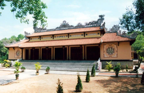 Chùa Thiền Tôn - nơi phát xuất phái Thiền Liễu Quán ảnh 3